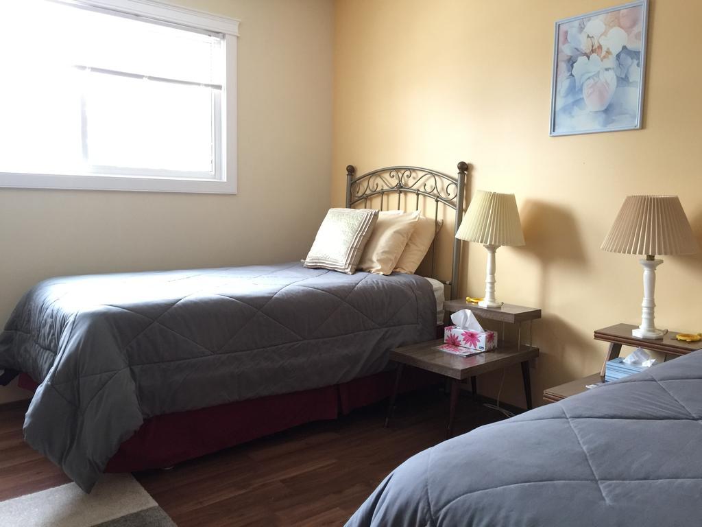 Wild Rose Bed & Breakfast サスカトゥーン 部屋 写真