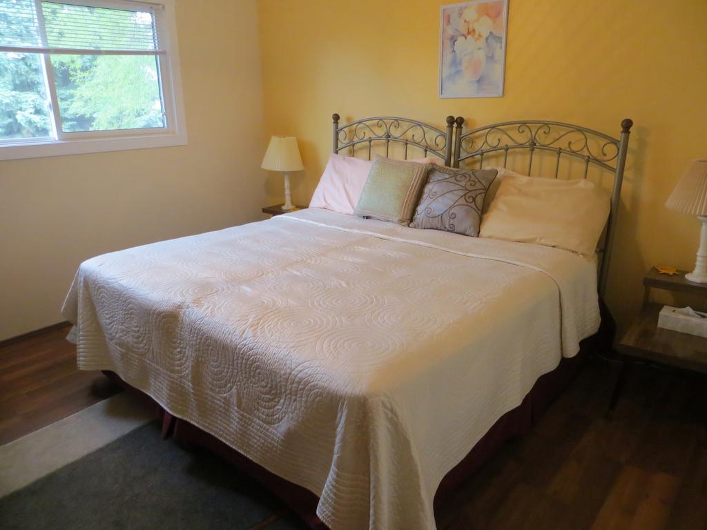 Wild Rose Bed & Breakfast サスカトゥーン 部屋 写真