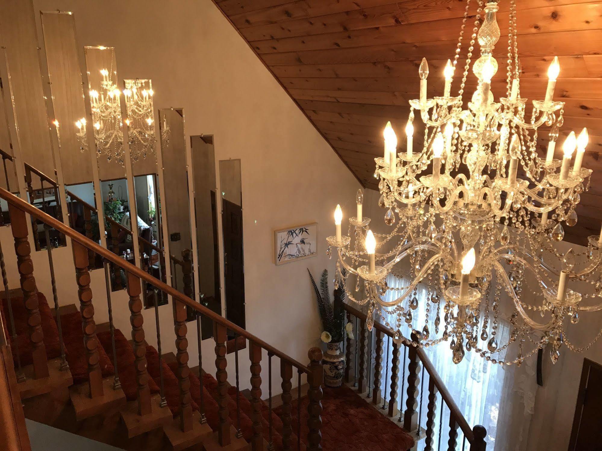 Wild Rose Bed & Breakfast サスカトゥーン エクステリア 写真
